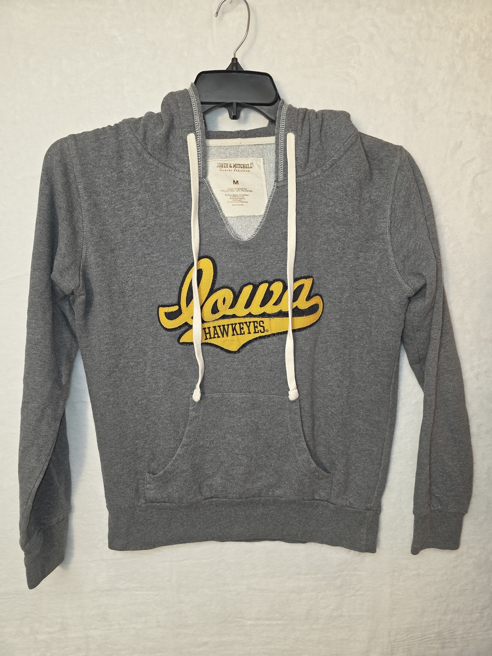 Gray Iowa Hawkeyes Pullover Hoodie Sweatshirt - Women's M